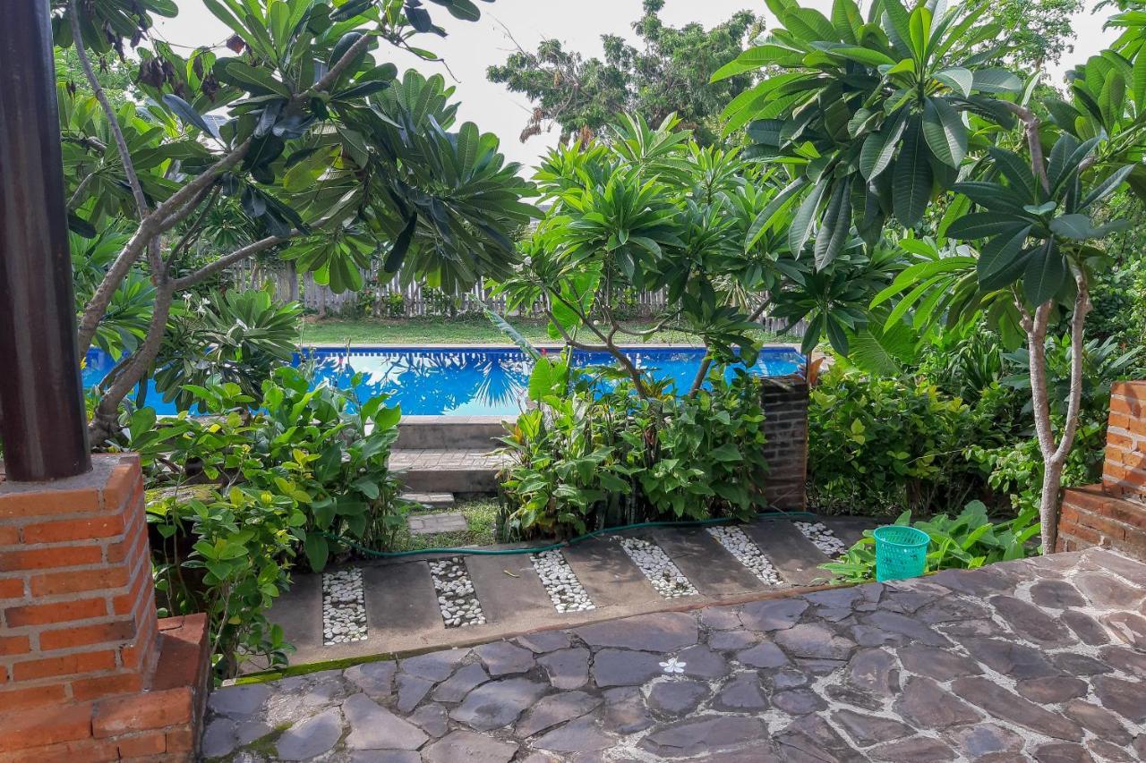 Oyo 3070 Villa Lovina Eco Lodge Екстер'єр фото