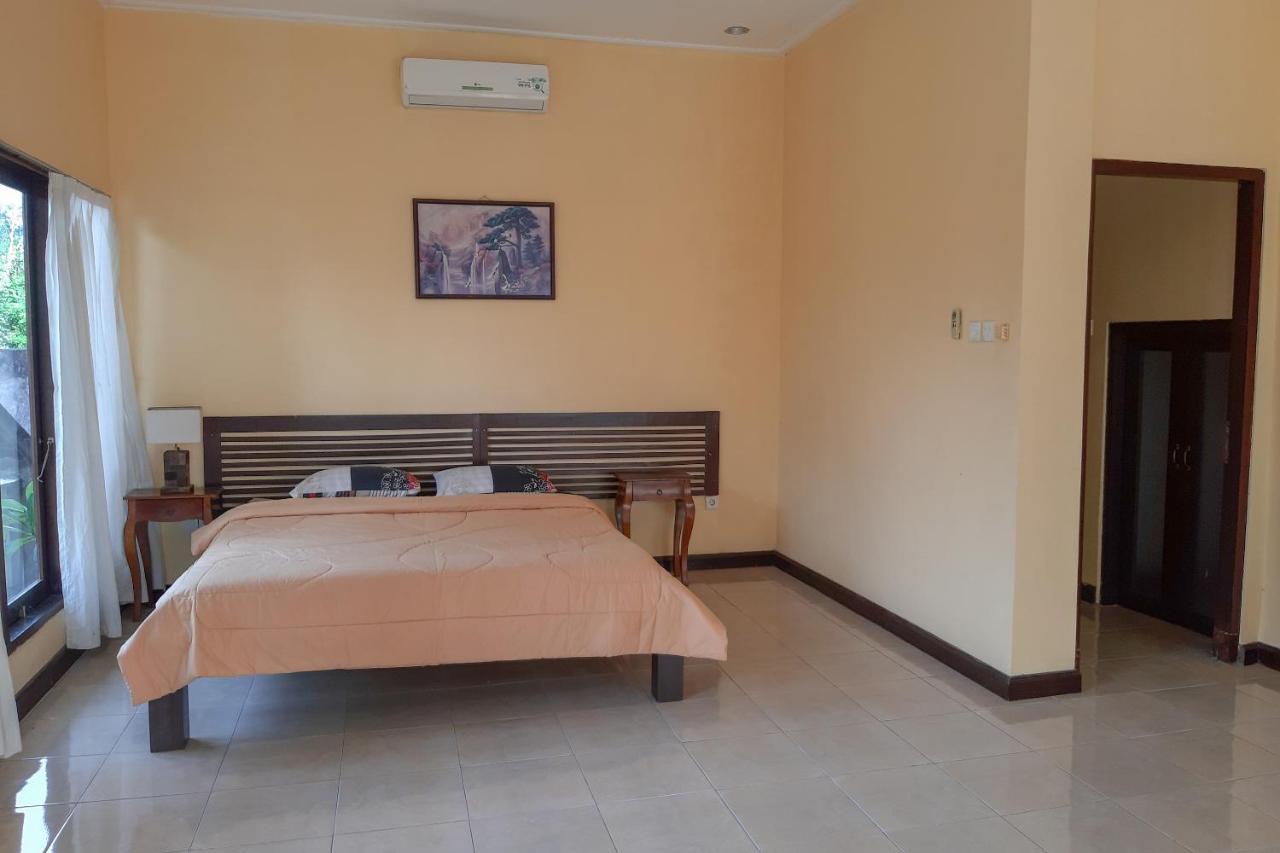 Oyo 3070 Villa Lovina Eco Lodge Екстер'єр фото