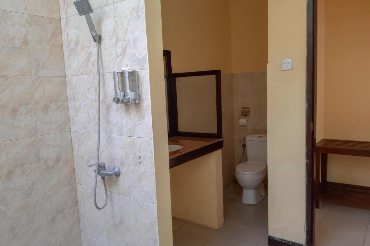 Oyo 3070 Villa Lovina Eco Lodge Екстер'єр фото