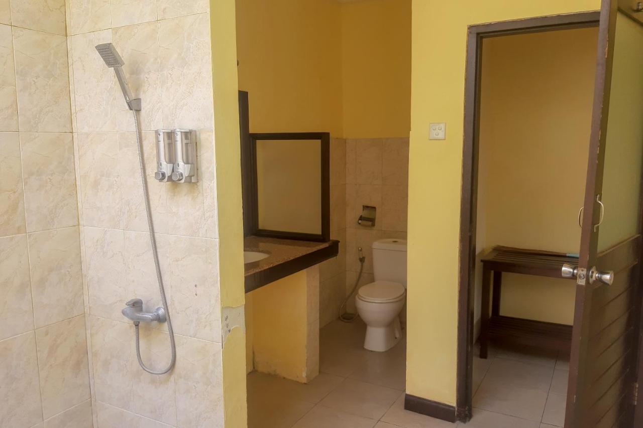 Oyo 3070 Villa Lovina Eco Lodge Екстер'єр фото